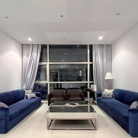 Entire Apartment - Marina - Spacious And Perfect Location Dubaj Zewnętrze zdjęcie