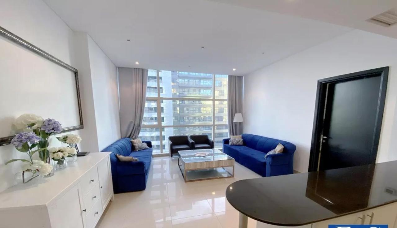 Entire Apartment - Marina - Spacious And Perfect Location Dubaj Zewnętrze zdjęcie